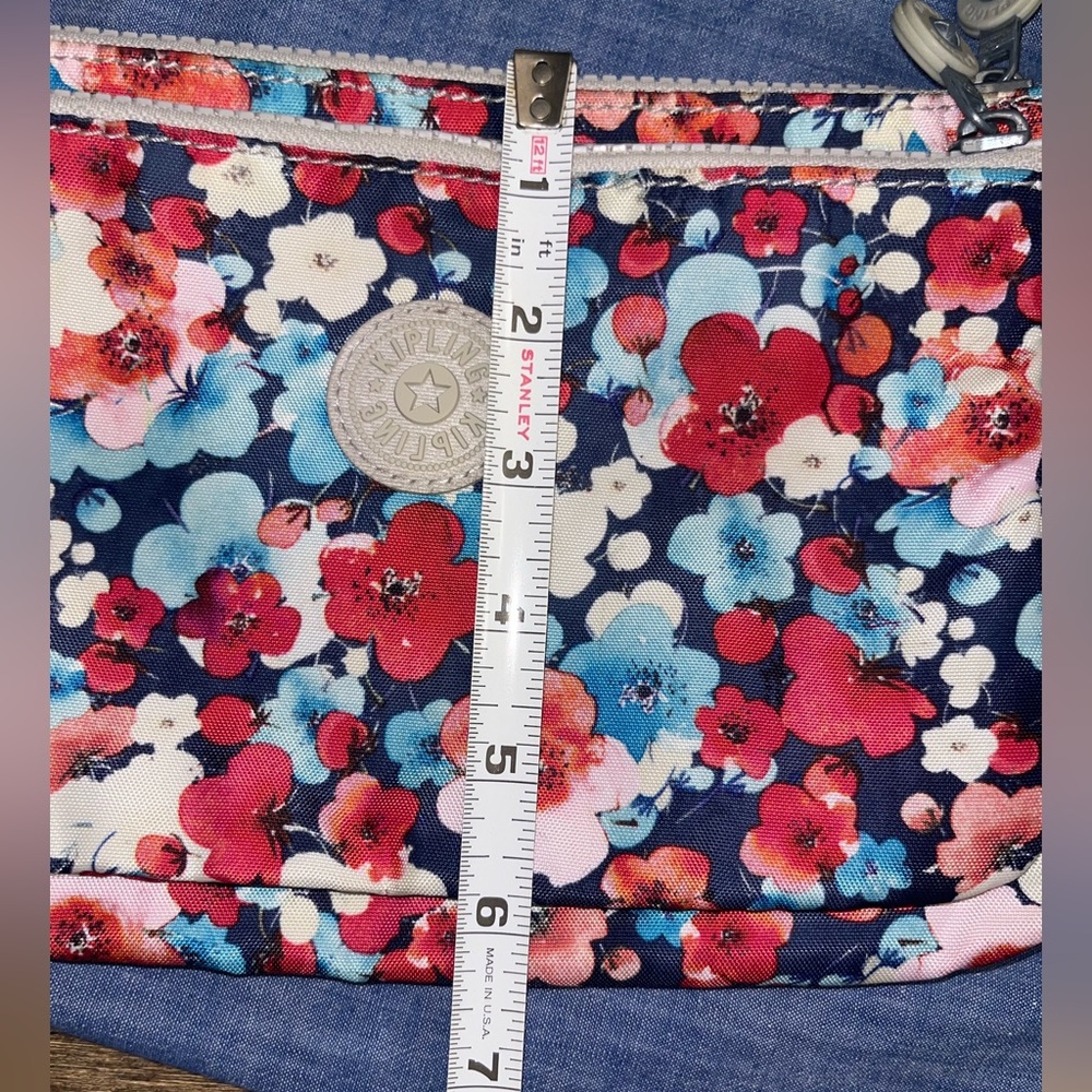 Kipling Floral Crossbody Bag – Small, Adjustable Strap & Bag Charm - Picture 7 of 9